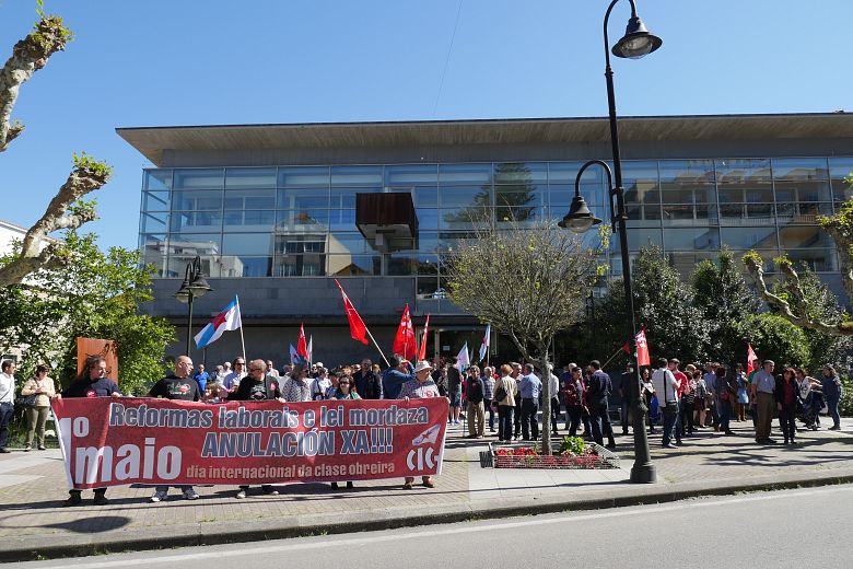 2016 05 01 ManifaPrimeiroMaioCangas01.jpg